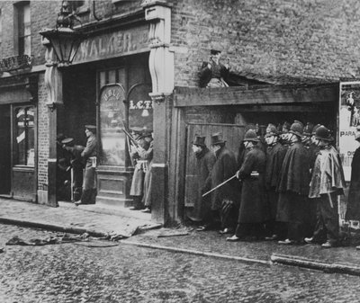 Le siège de Sidney Street, 1911 - English Photographer